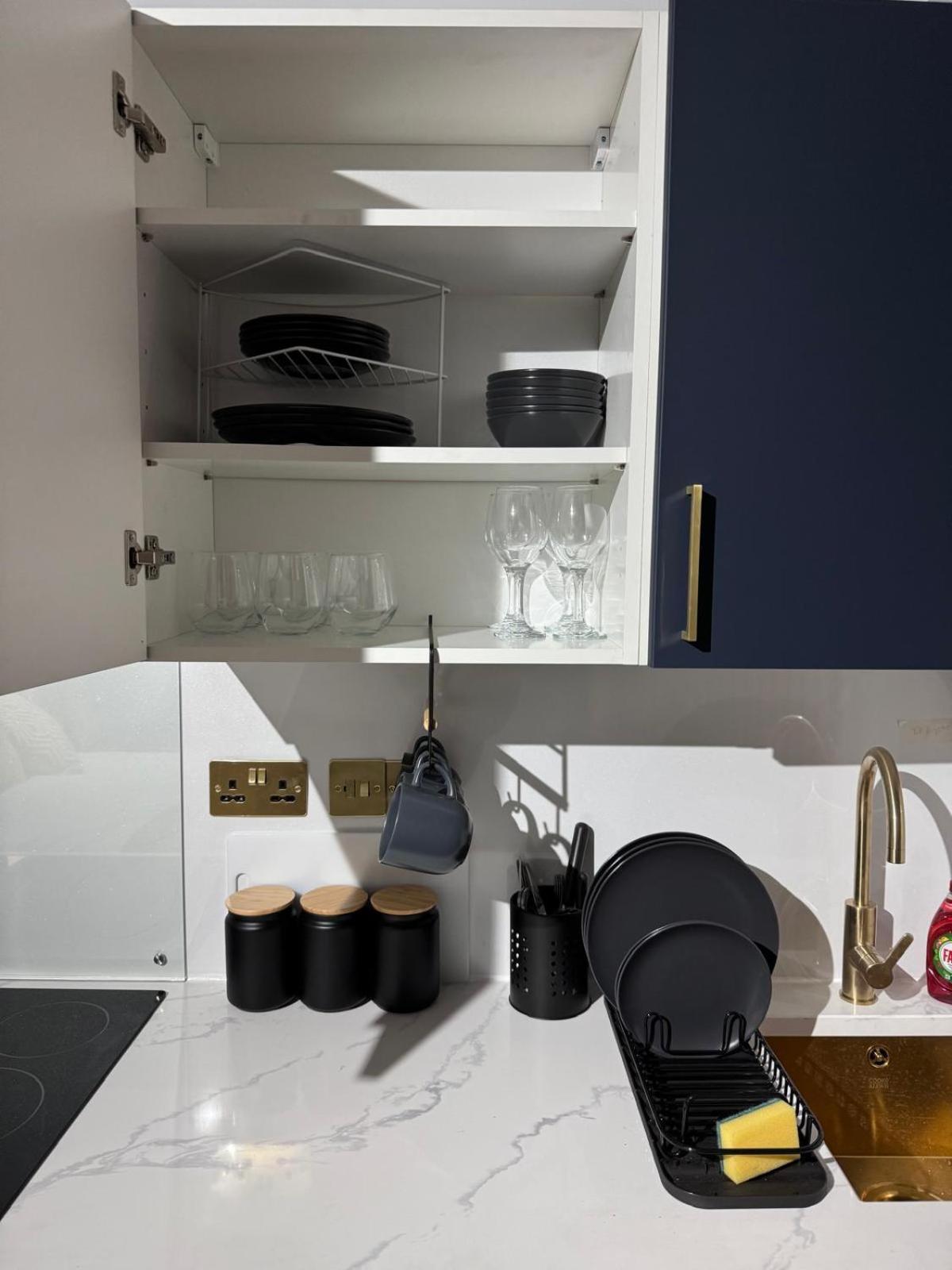Newly Renovated Studio In Center Luton  Zewnętrze zdjęcie