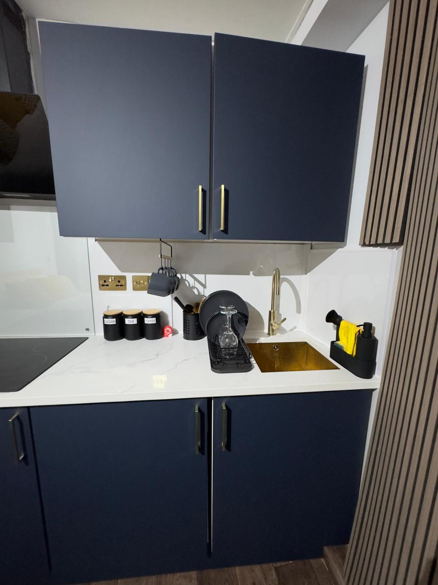 Newly Renovated Studio In Center Luton  Zewnętrze zdjęcie